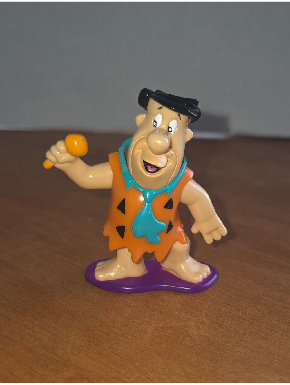 Vintage 1997 Fred Flintstone figurine